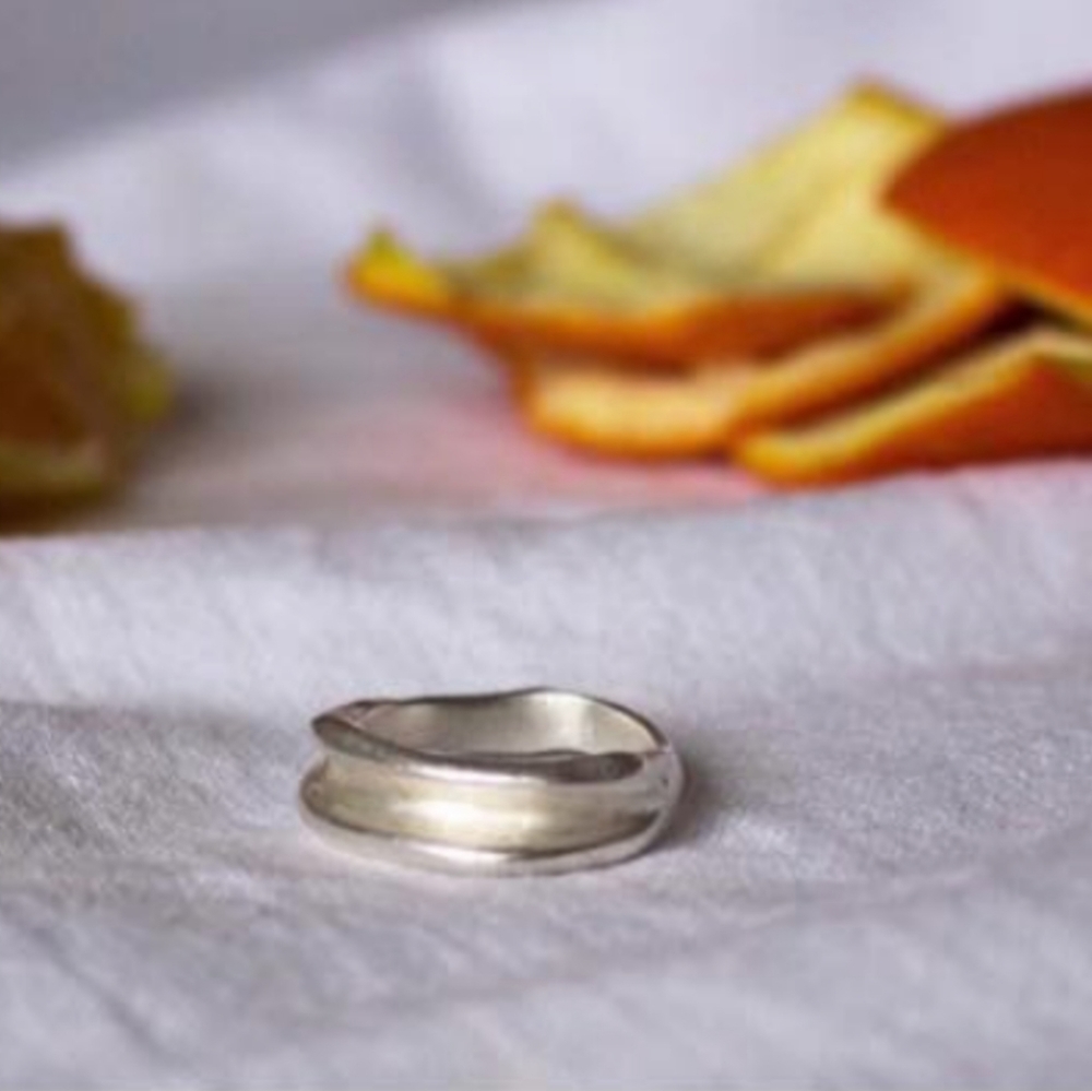 Silver 925 signet ring size 5